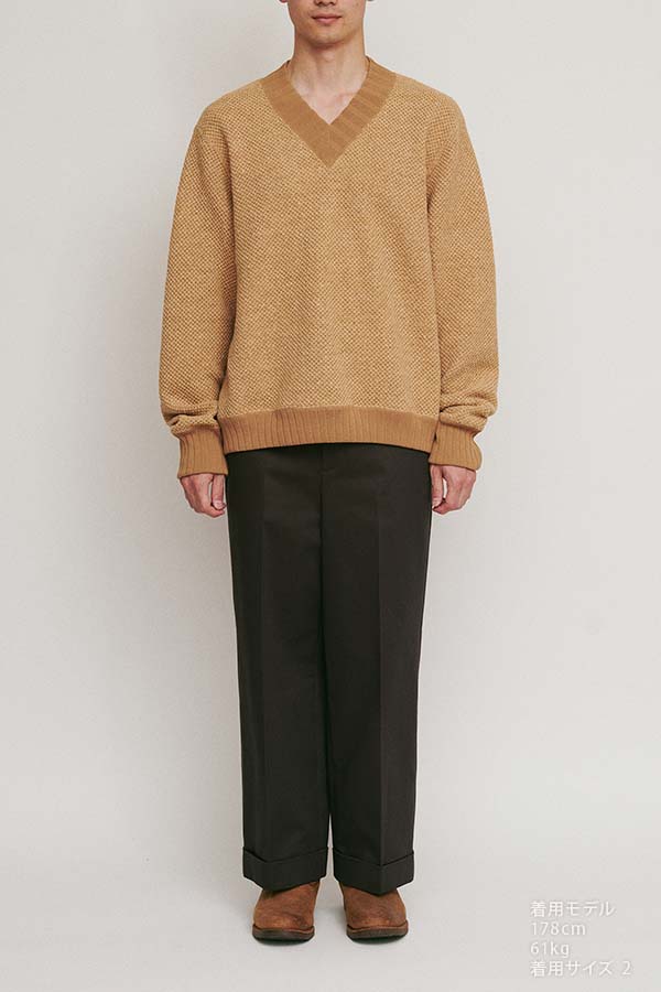 Hexagonal patterns knit rib sweatshirt