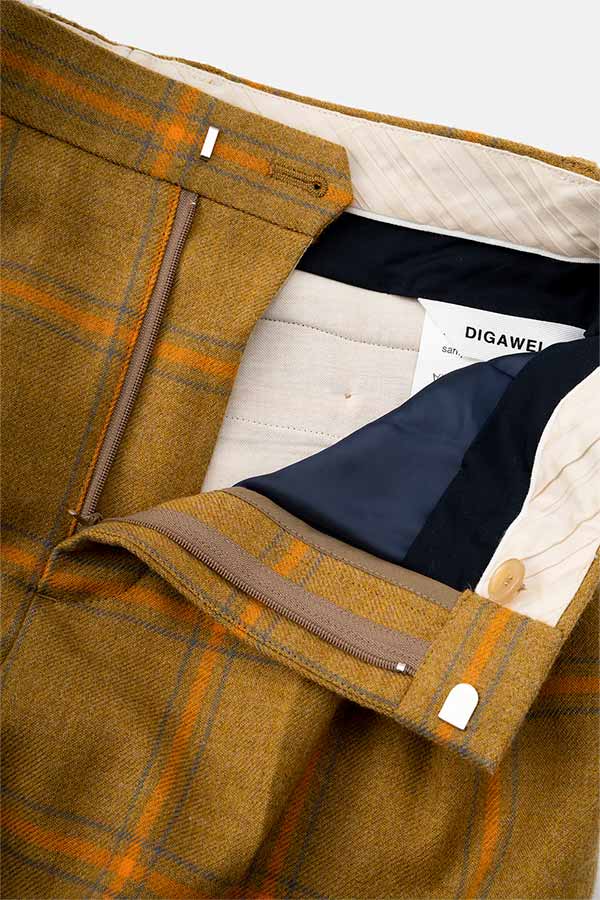 Check Intuck Pants