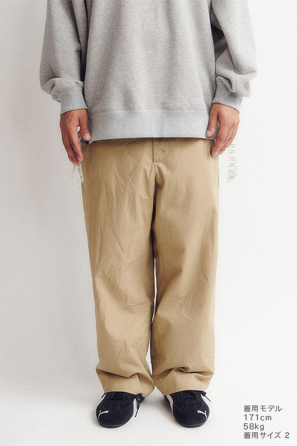 Button fly pants ②