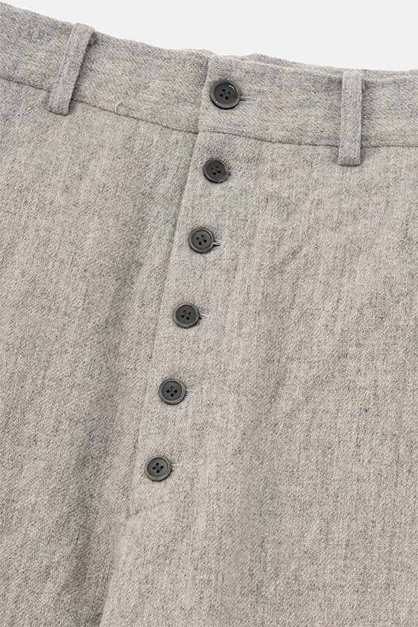 Button fly pants ①