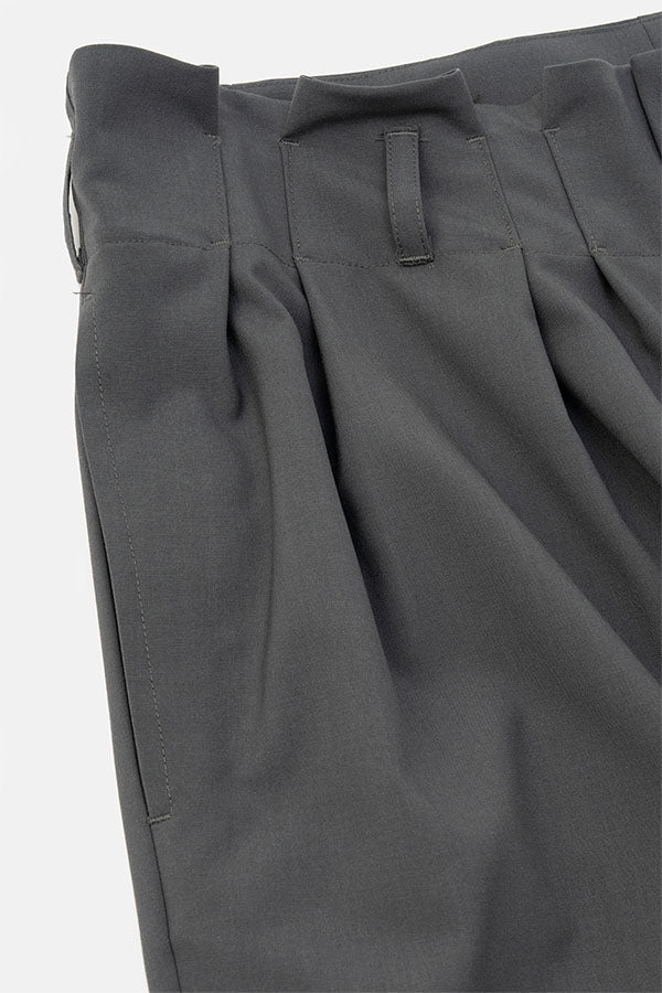 Wide tuck pants