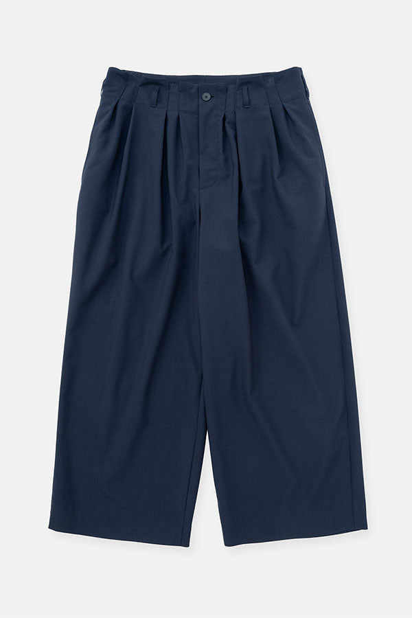 Wide tuck pants