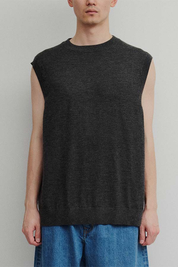 Cashmere knit sleeveless(DIGAWEL×BODHI)