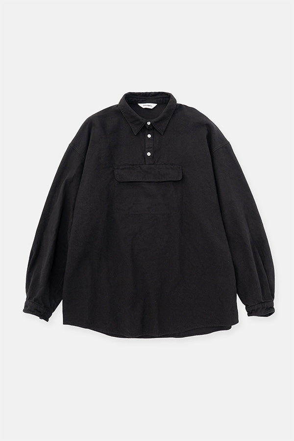 Center pocket P/O shirt