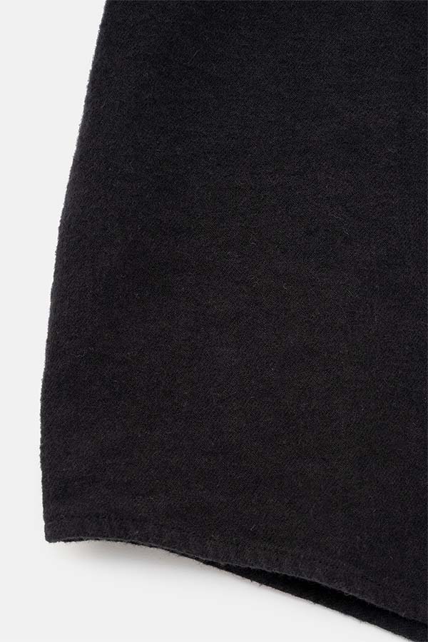 Center pocket P/O shirt