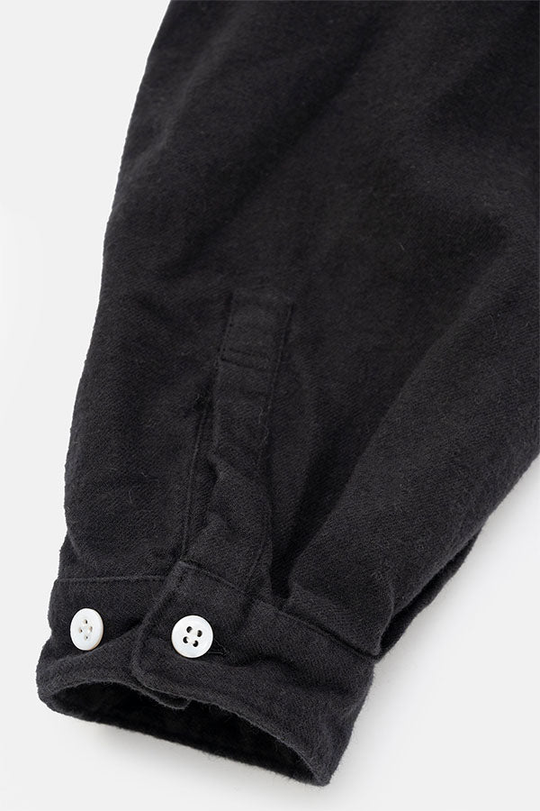 Center pocket P/O shirt