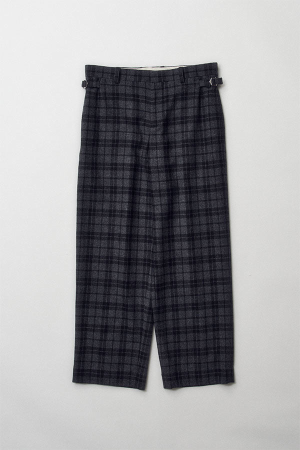 Side adjuster pants