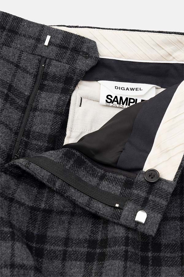 Side adjuster pants