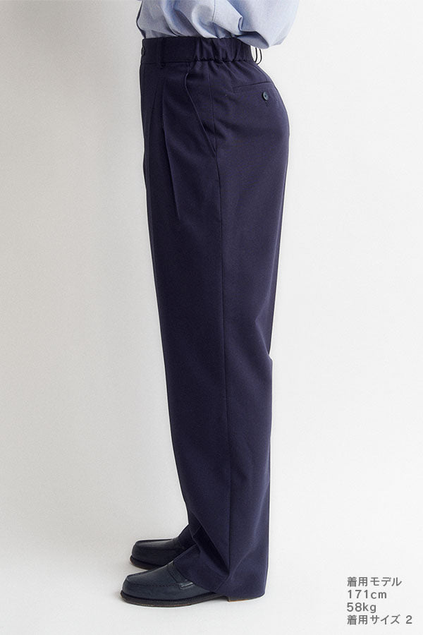 In tuck pants