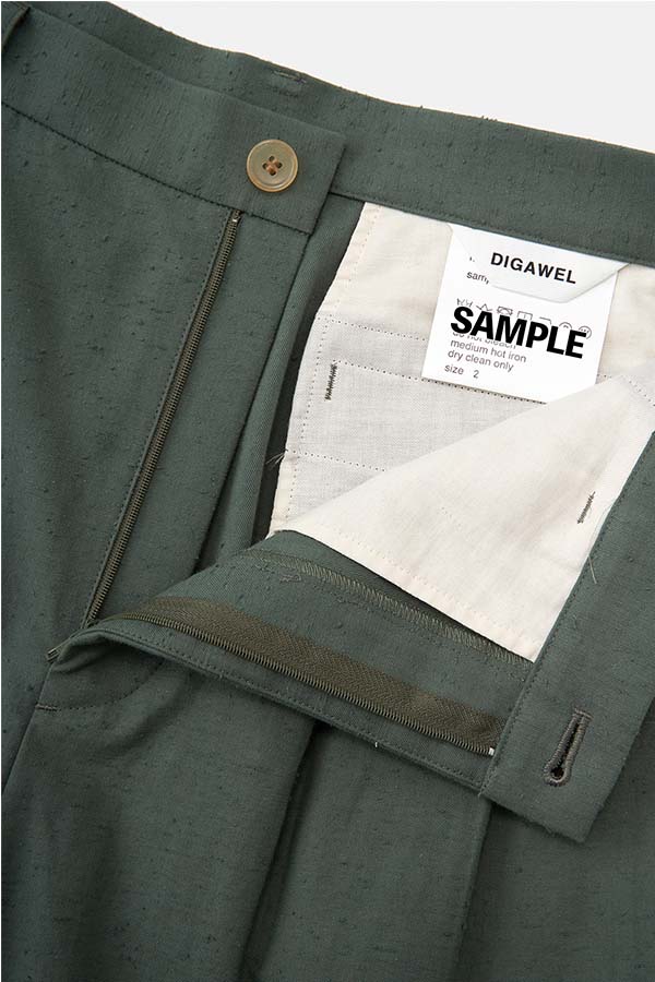 2 Tuck Tapered Pants