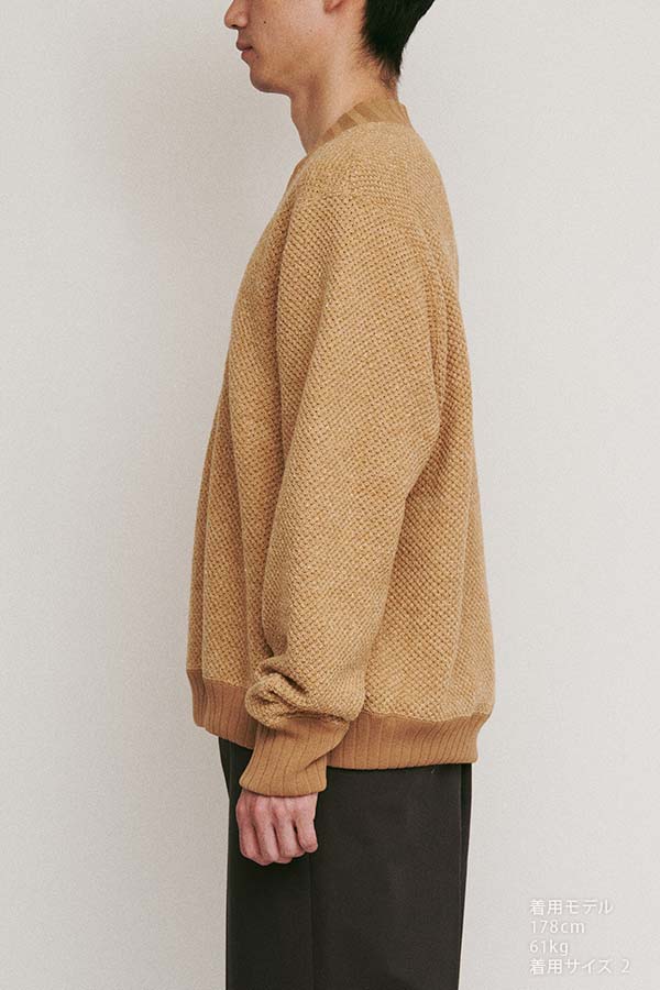 Hexagonal patterns knit rib sweatshirt