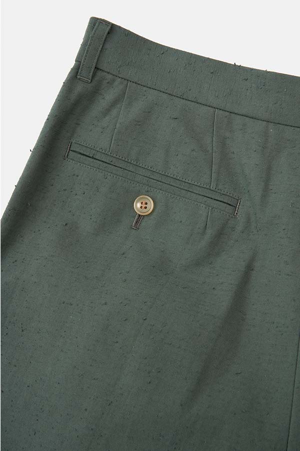 2 Tuck Tapered Pants