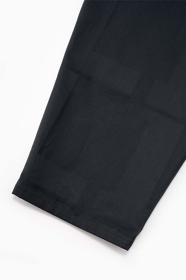 2 Tuck Tapered Pants