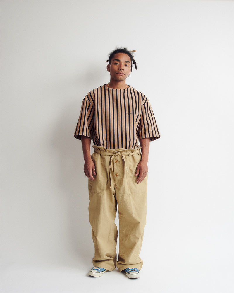 High-waisted pants