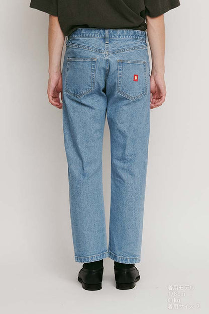 Slim straight jeans