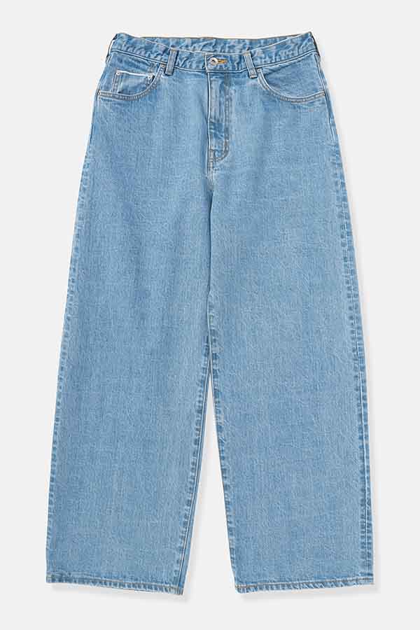 Wide straight jeans