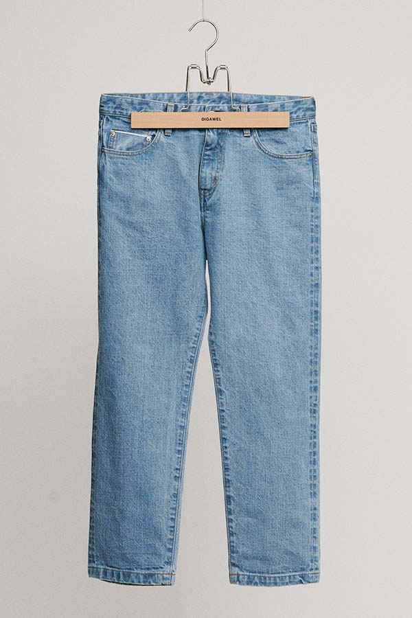 Slim straight jeans