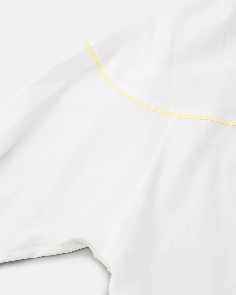 Cup shoulder shirt