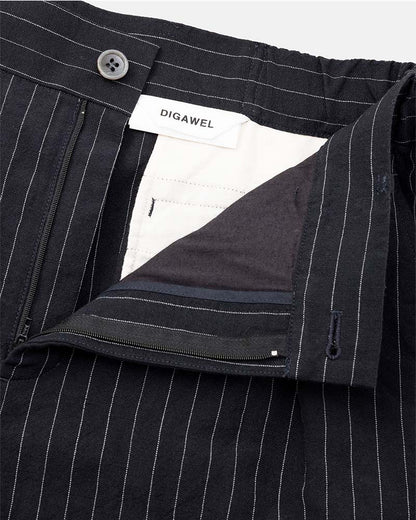 In tuck pants garment wash
