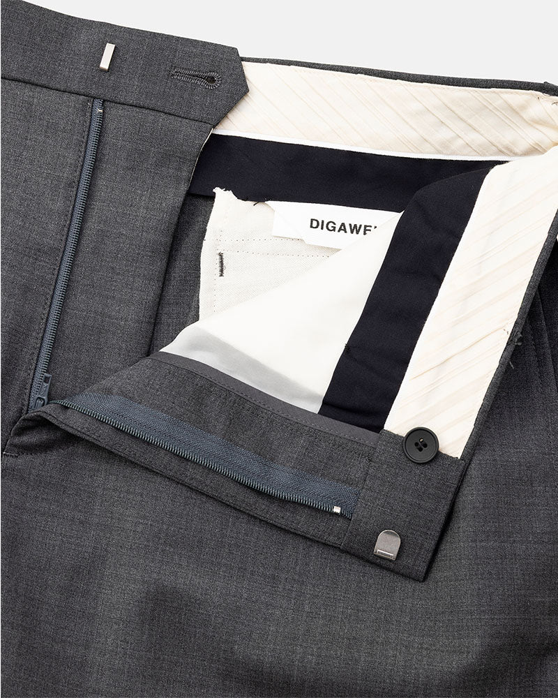 Side adjuster pants