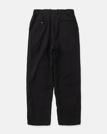 In tuck pants garment wash