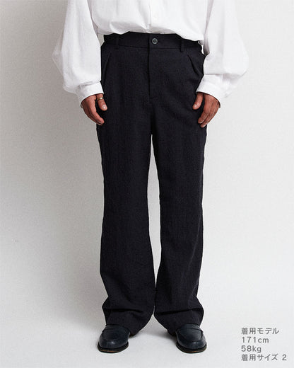 In tuck pants garment wash