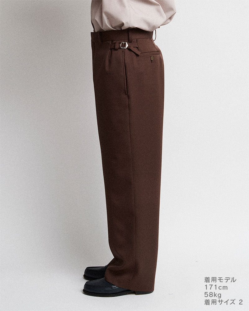 Side adjuster pants