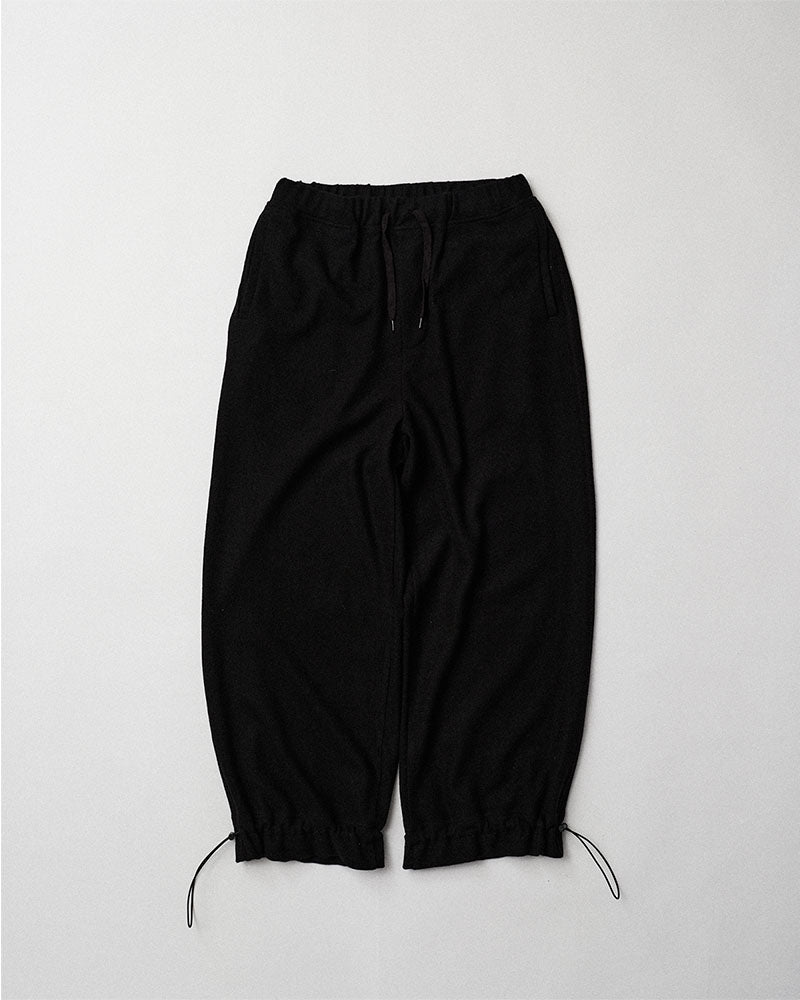 Hem gathers pants