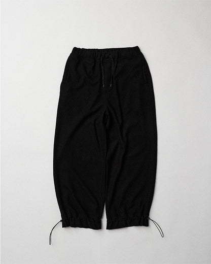 Hem gathers pants