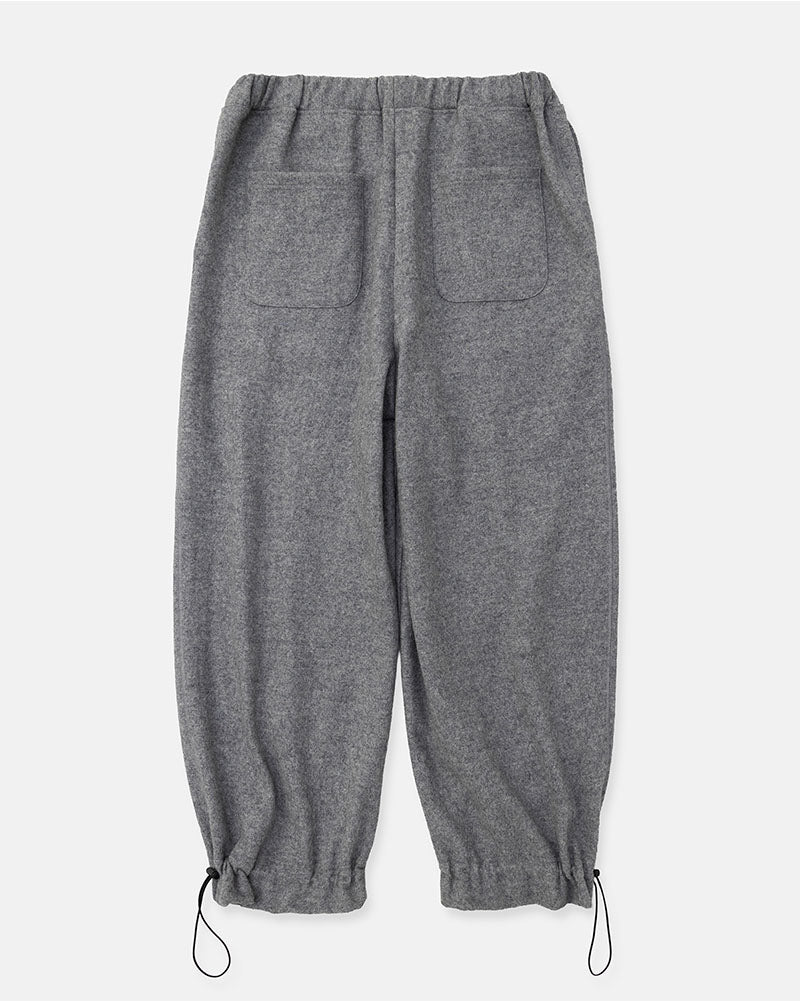 Hem gathers pants