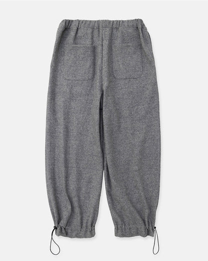 Hem gathers pants