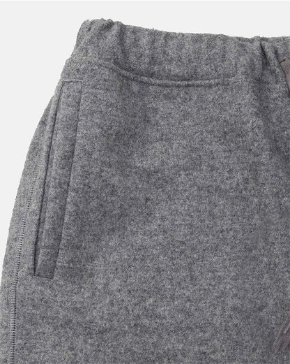 Hem gathers pants