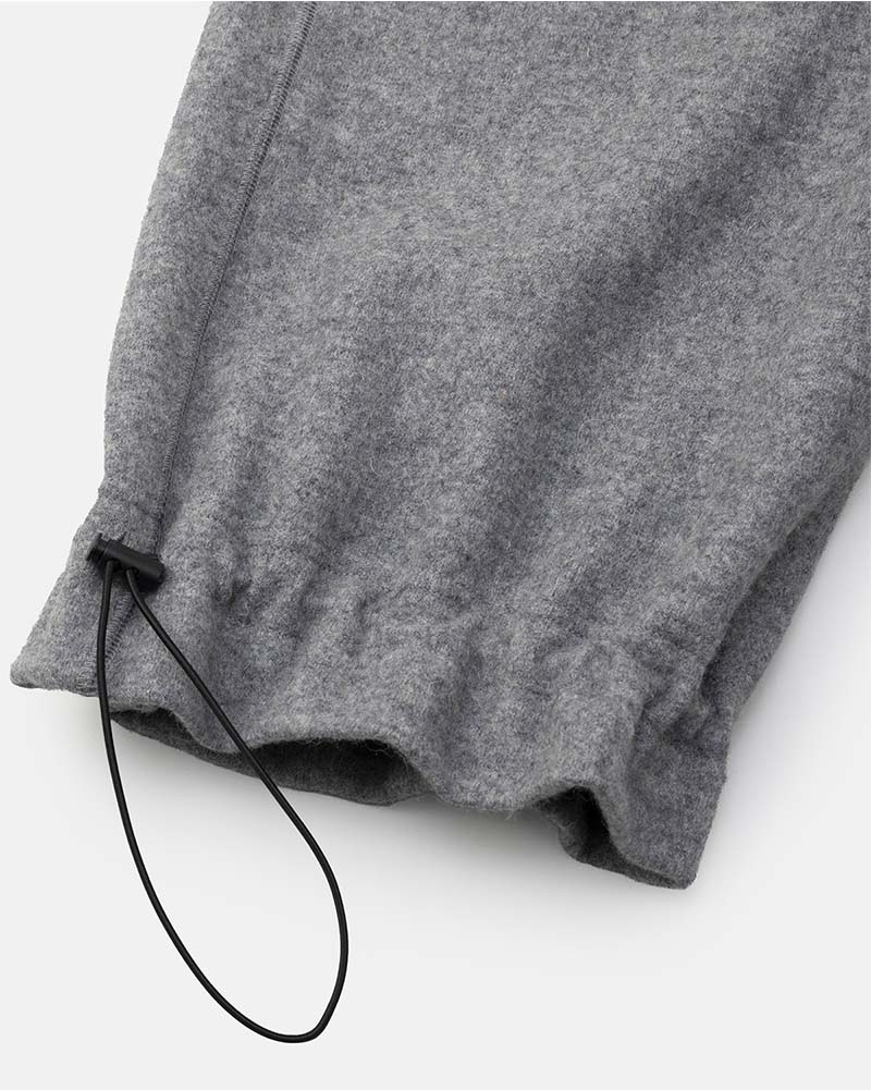 Hem gathers pants