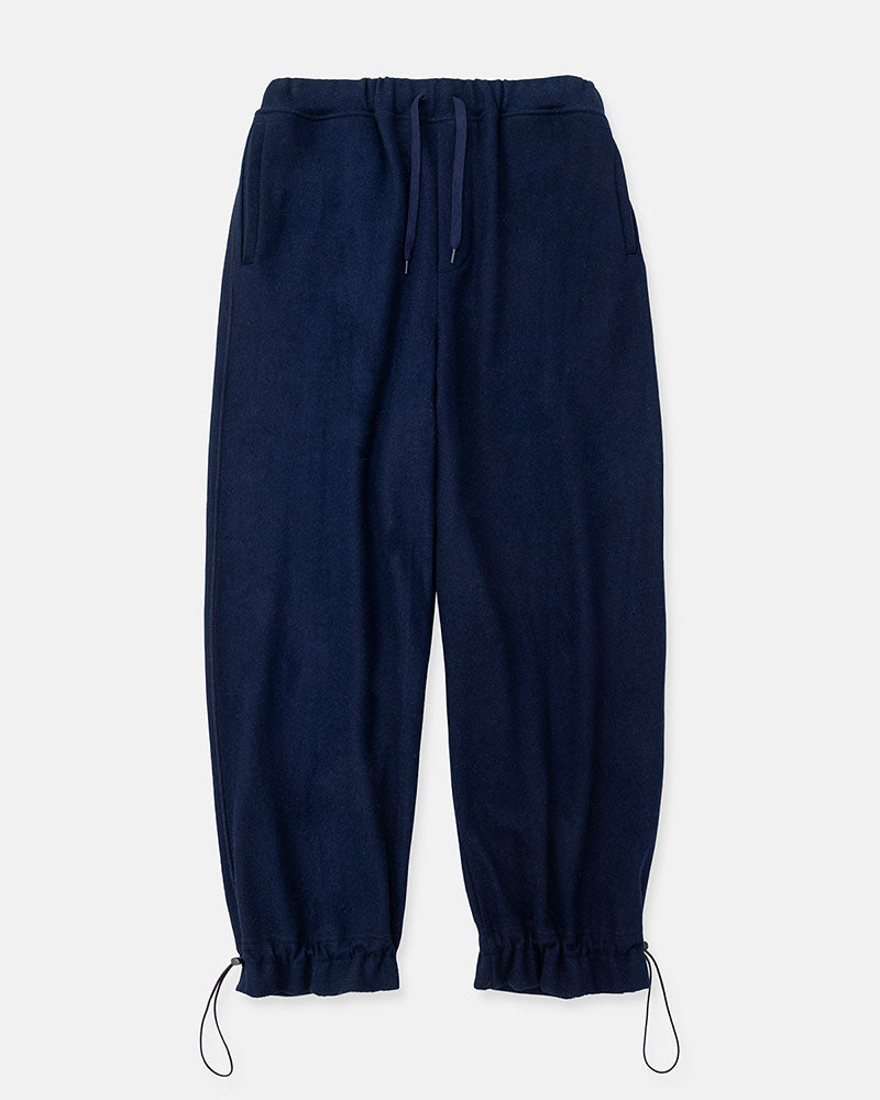 Hem gathers pants