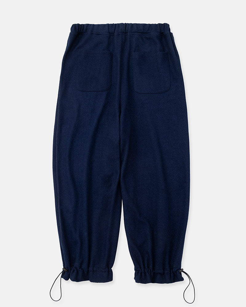 Hem gathers pants