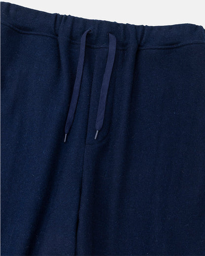 Hem gathers pants