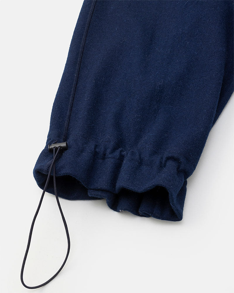 Hem gathers pants