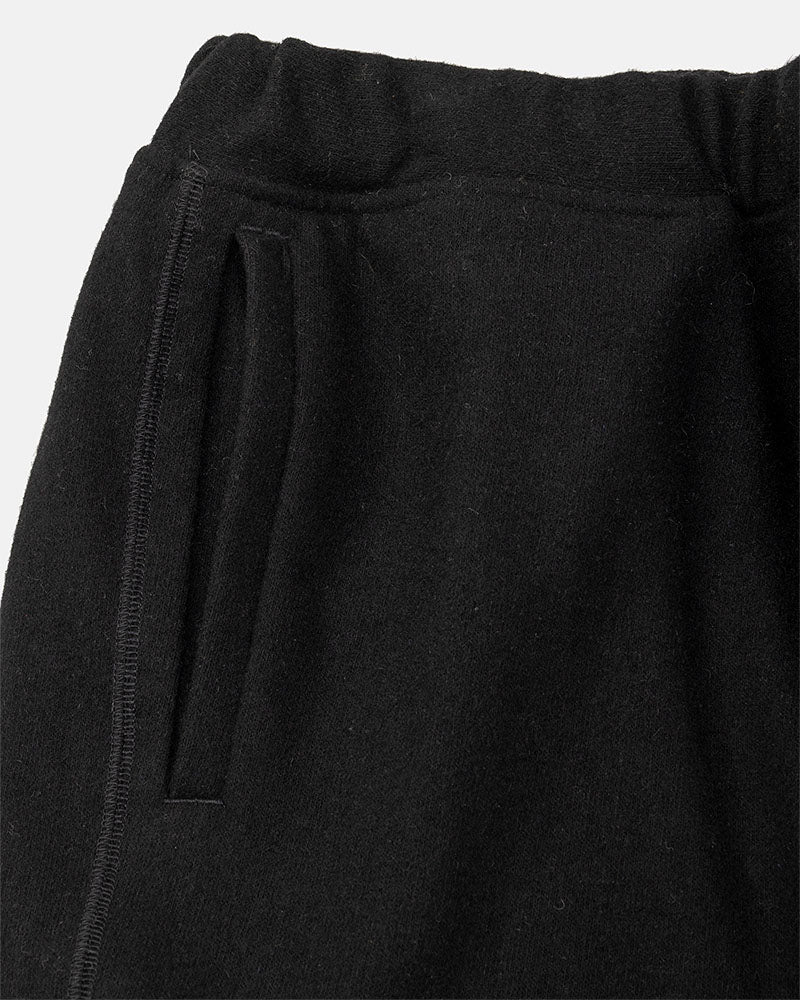 Hem gathers pants