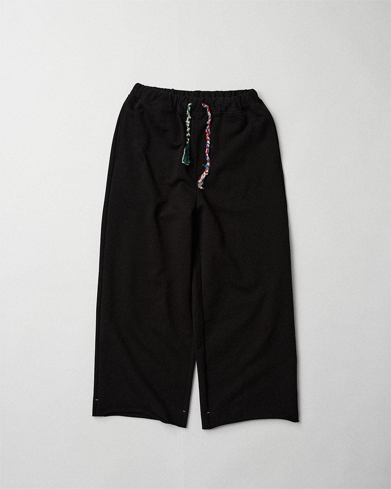 Wide sweat pants