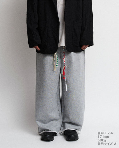 Wide sweat pants