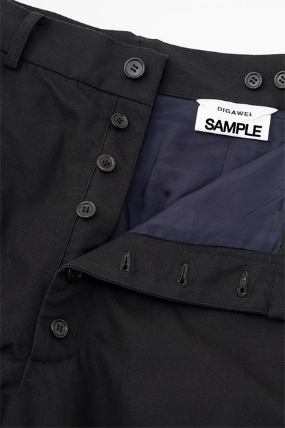 Button fly pants ②