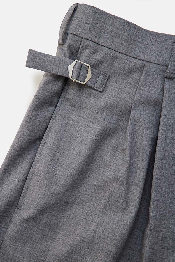 2tuck tapered slacks