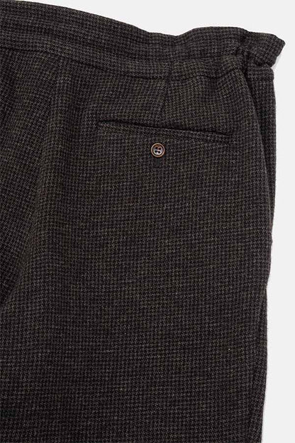 Side gathers pants