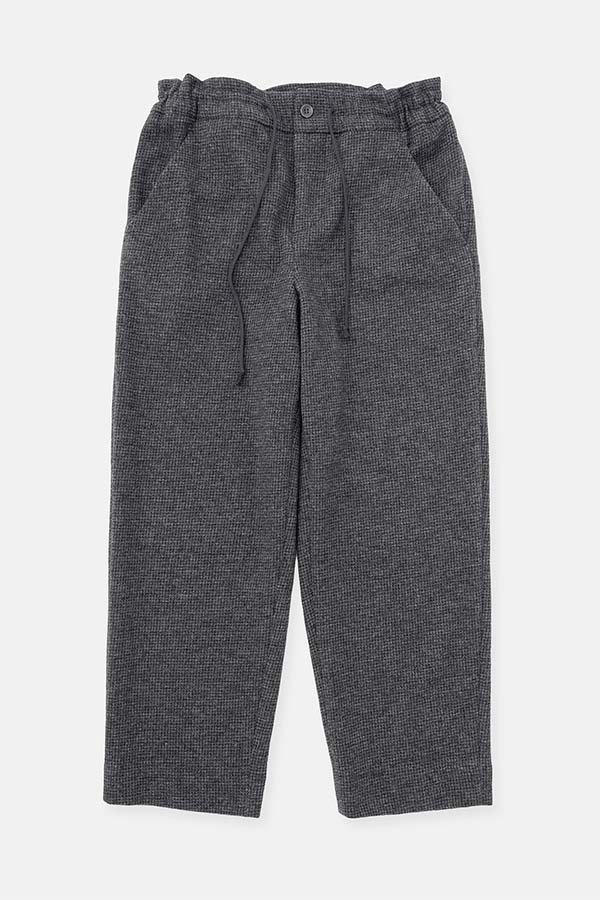 Side gathers pants