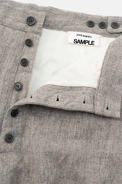 Button fly pants ①