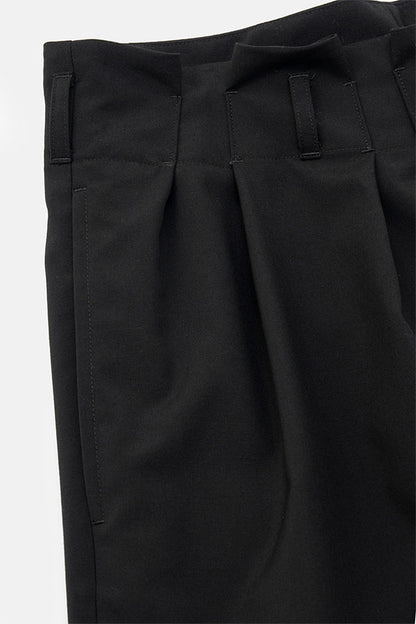 Wide tuck pants