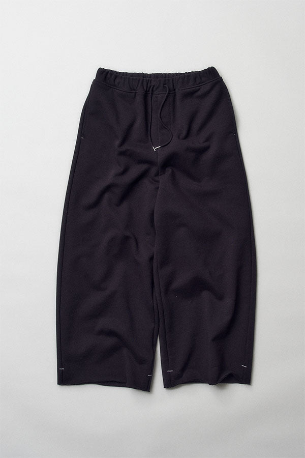Wide sweatpants