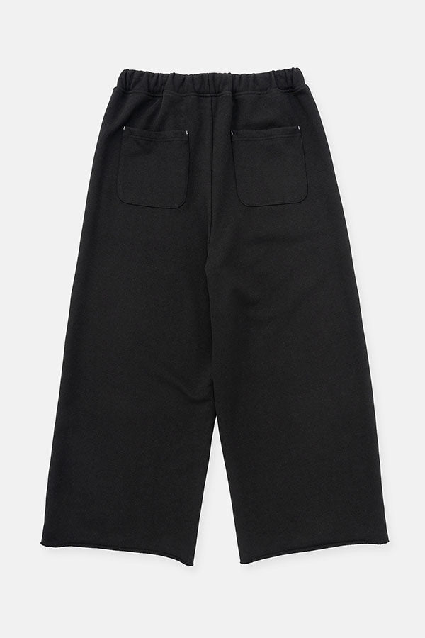 Wide sweatpants