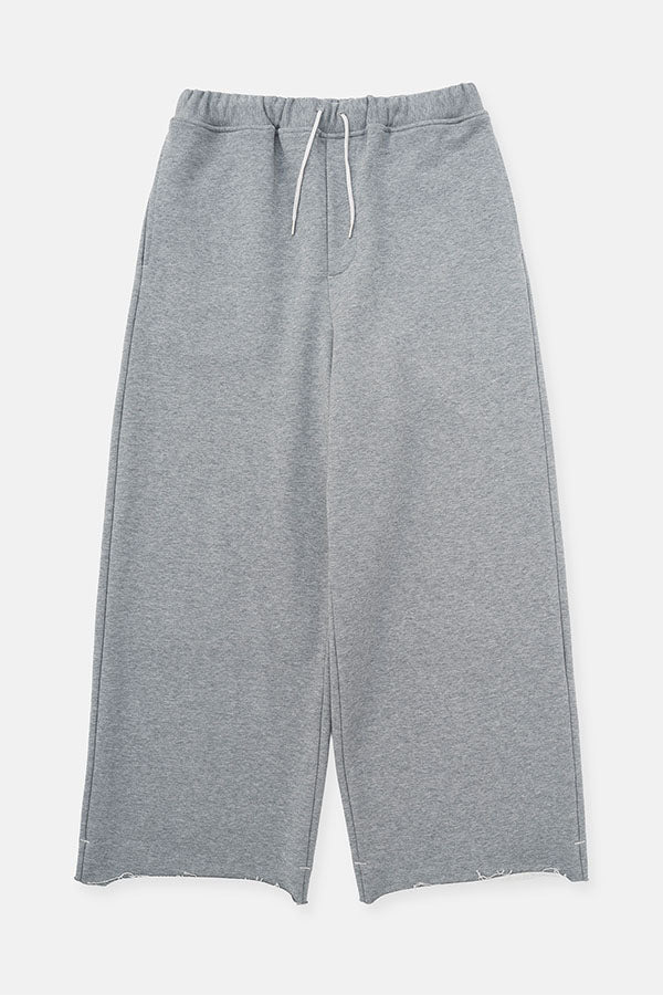 Wide sweatpants