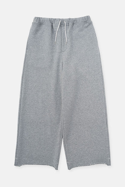 Wide sweatpants